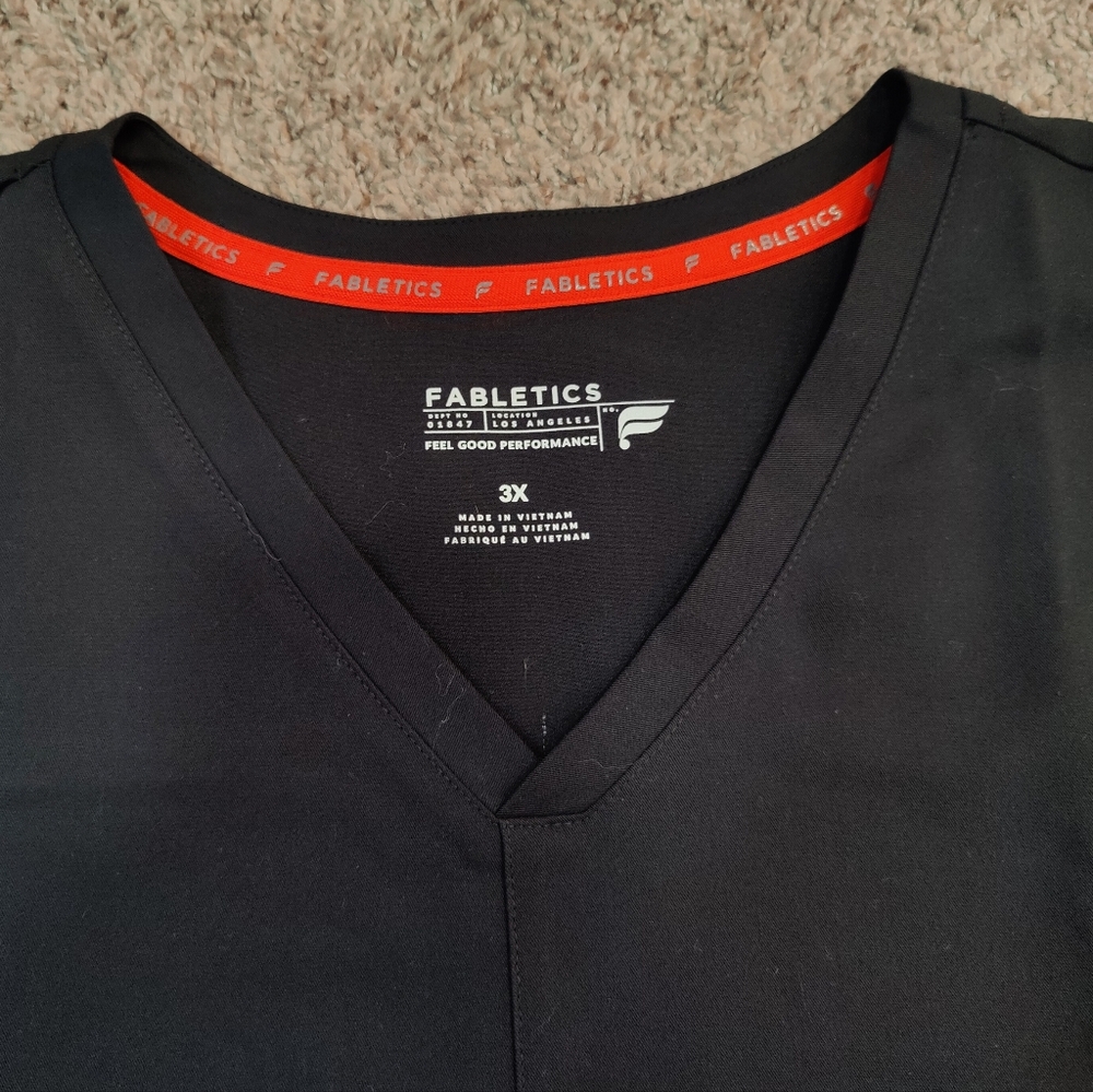 Fabletics Scrub Top - Picture 2 of 5